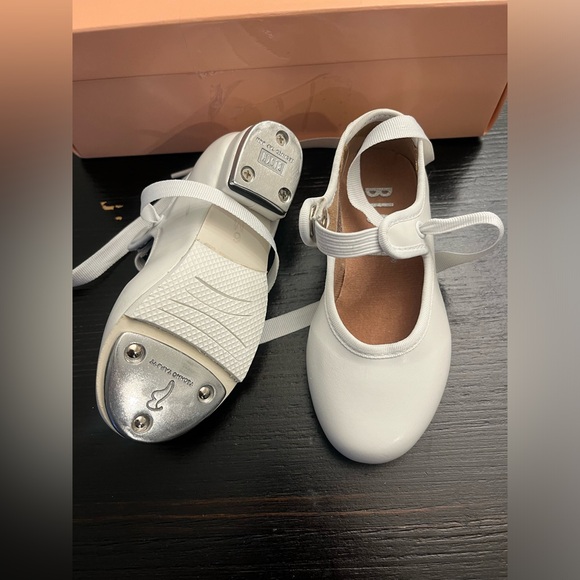Bloch Girls "Annie Tyette" Synthetic Leather Tap Shoes - 6 - Picture 7 of 8